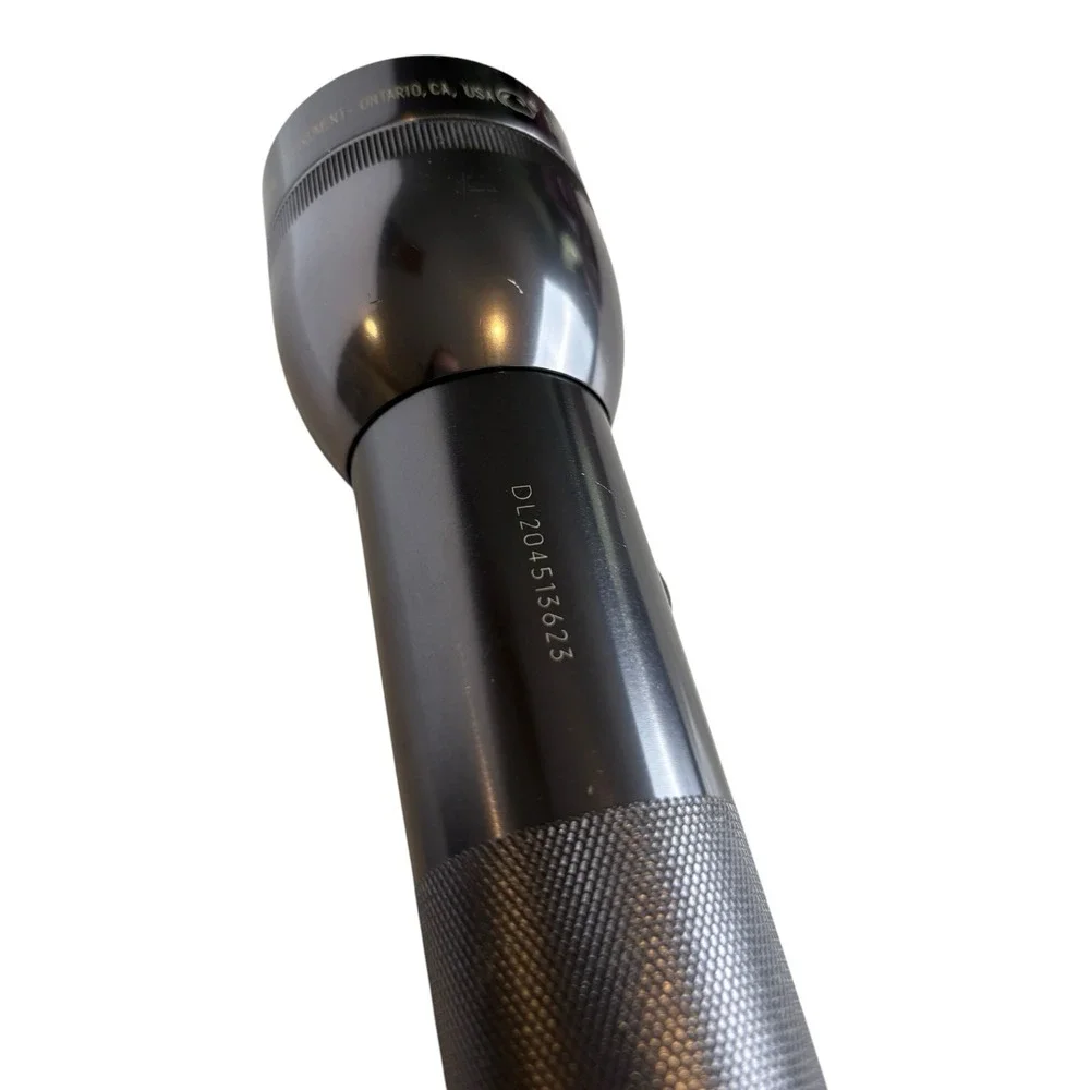 Mag-Lite 2-D Cell LED Flashlight Black 10